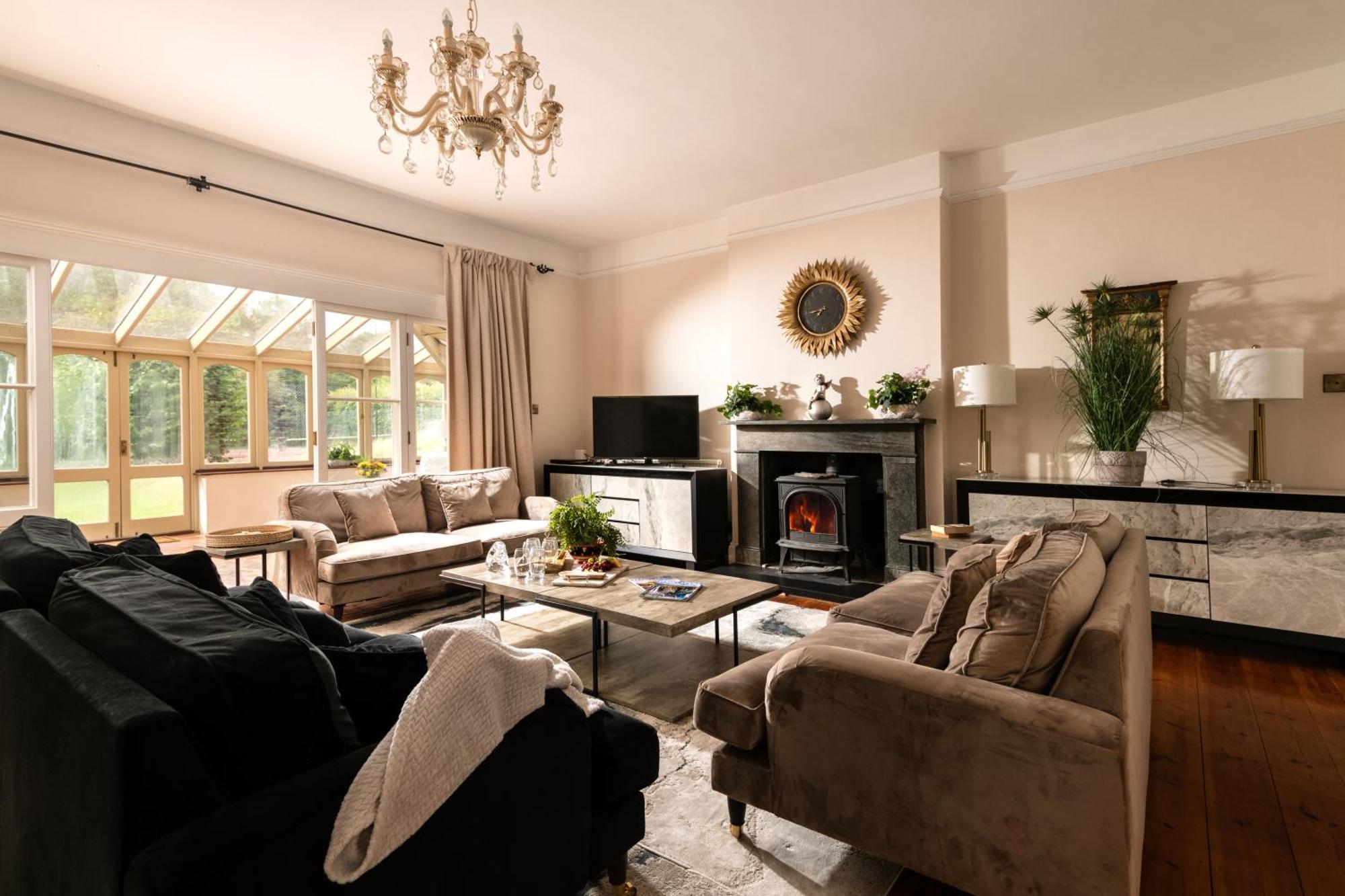 블랜퍼드포럼 Downwood Vineyard Manor In Idyllic Countryside 빌라 외부 사진