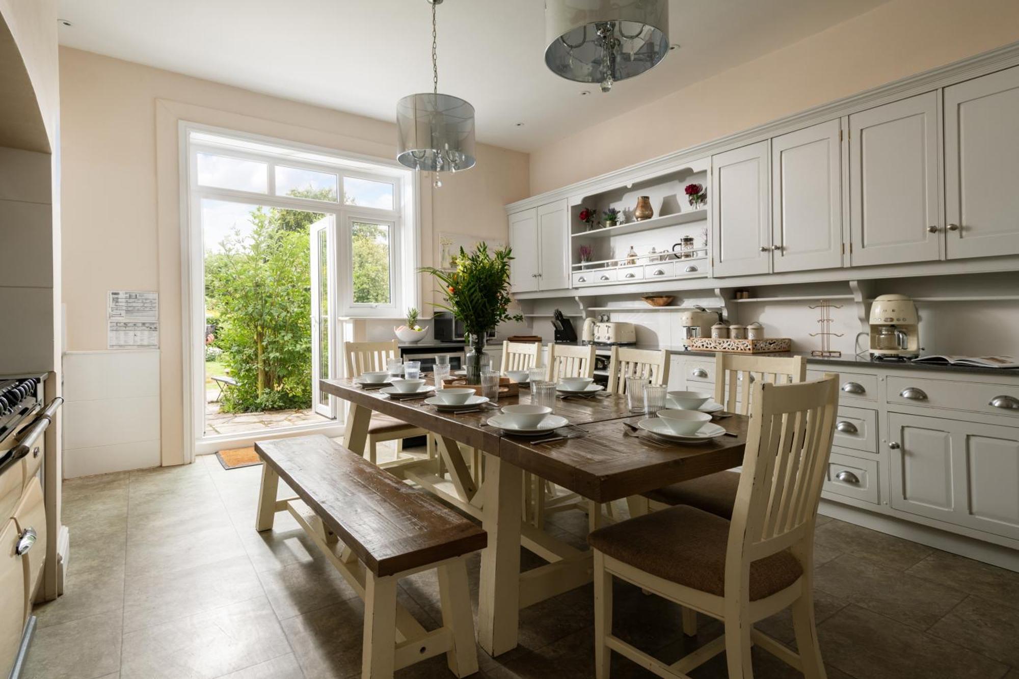 블랜퍼드포럼 Downwood Vineyard Manor In Idyllic Countryside 빌라 외부 사진