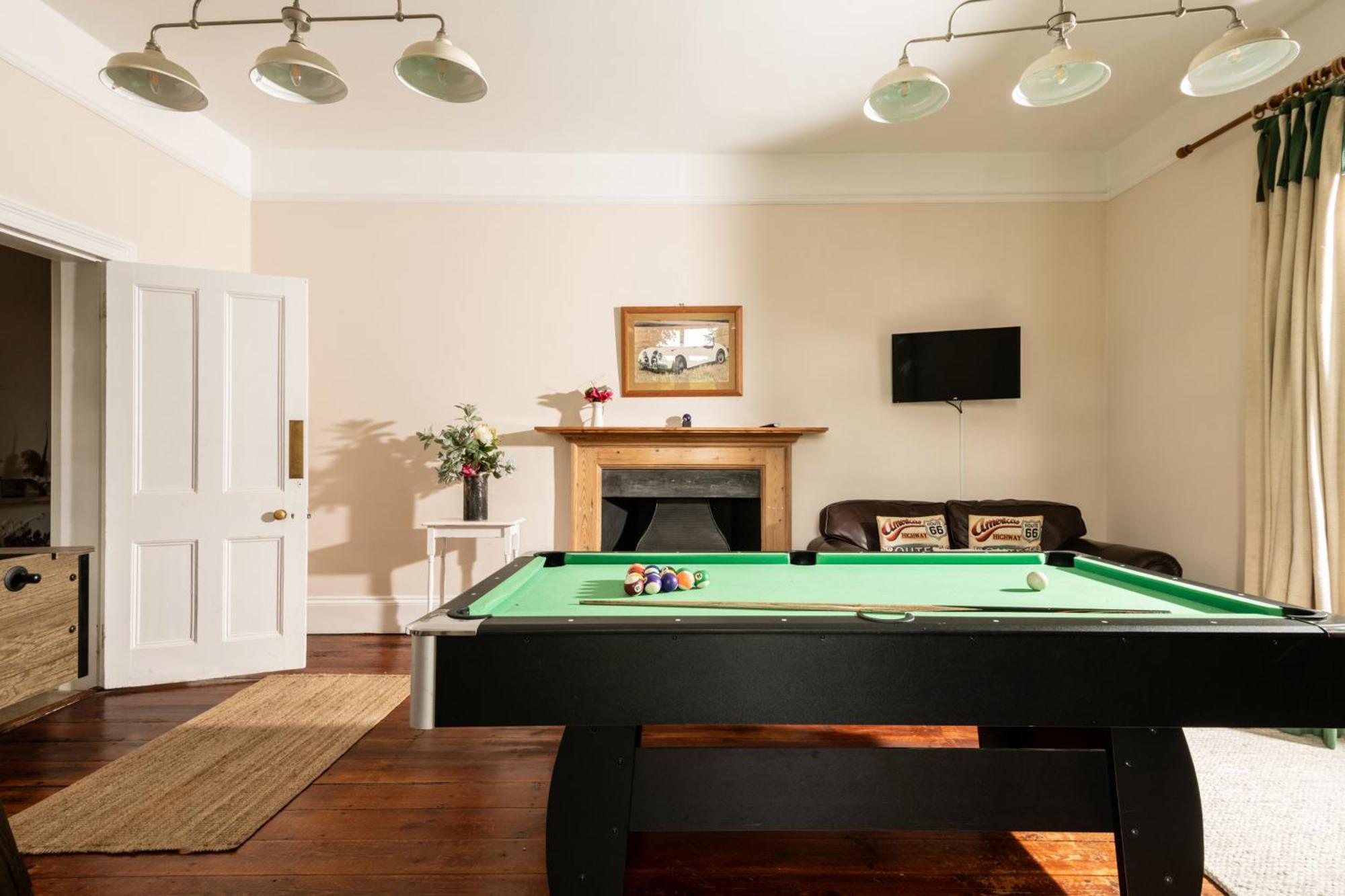 블랜퍼드포럼 Downwood Vineyard Manor In Idyllic Countryside 빌라 외부 사진