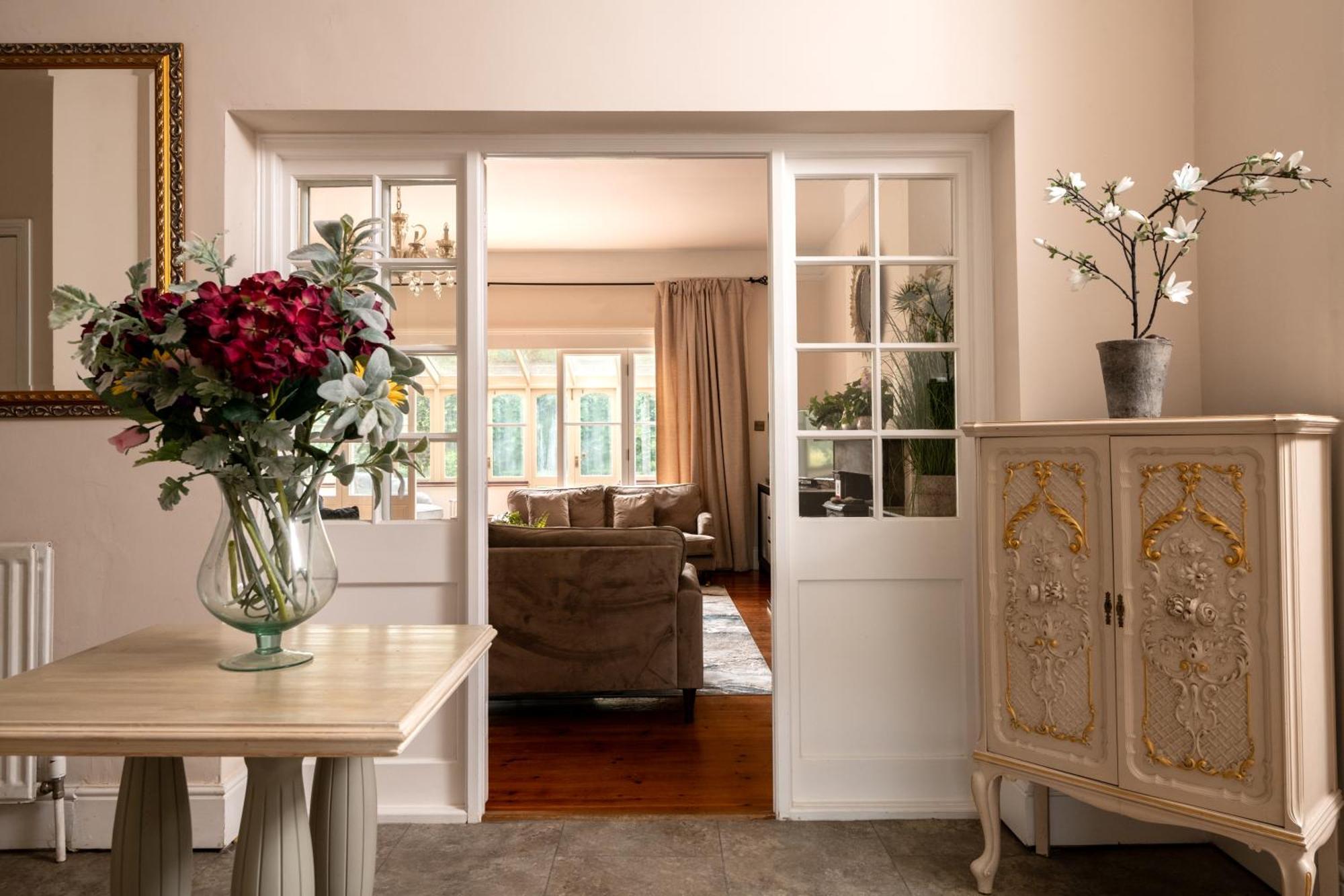 블랜퍼드포럼 Downwood Vineyard Manor In Idyllic Countryside 빌라 외부 사진