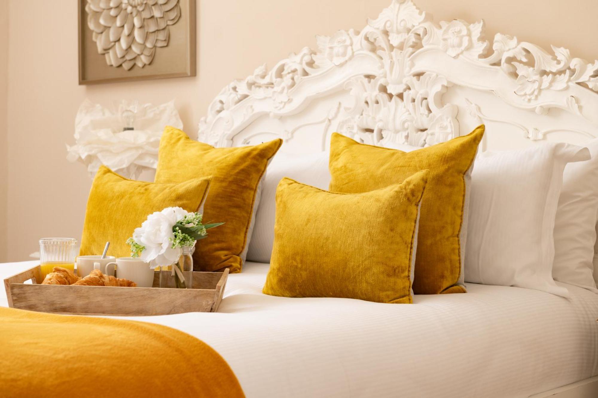 블랜퍼드포럼 Downwood Vineyard Manor In Idyllic Countryside 빌라 외부 사진